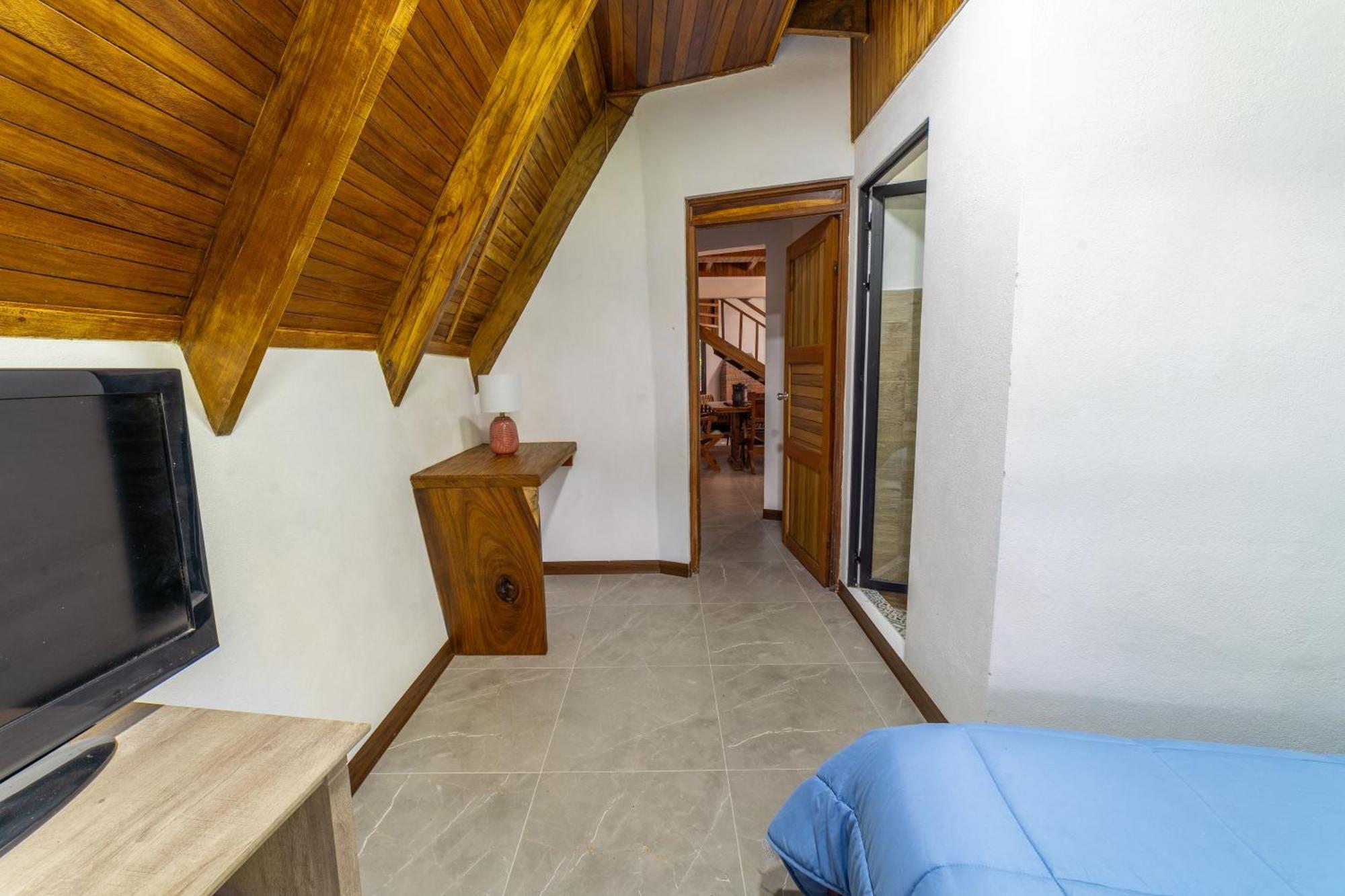 Casa Violeta Home Rentals Monteverde Exteriör bild